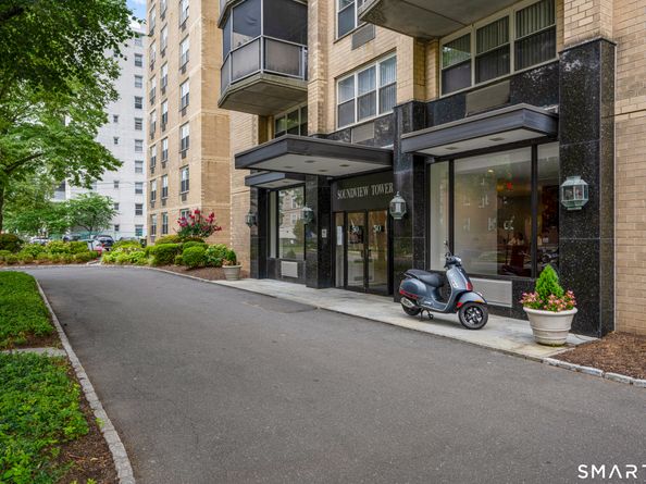 50 Glenbrook Road 8H, Stamford CT 06902