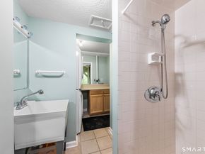 45 E Gate Road, Danbury CT 06811
