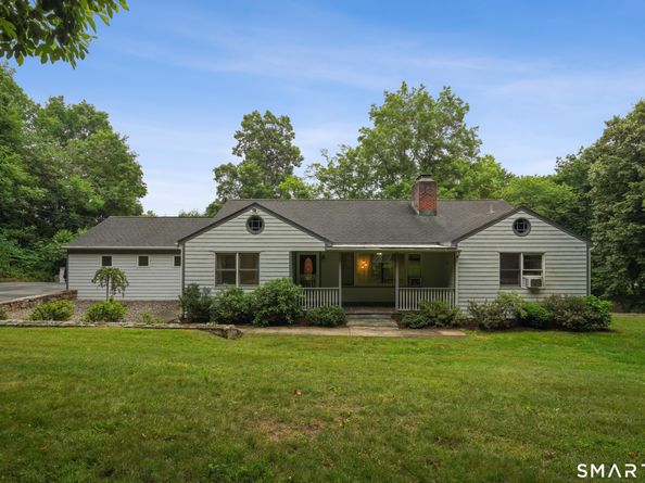 40 Comstock Hill Avenue, Norwalk CT 06850