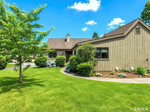 407 Montauk Lane B, Stratford CT 06614