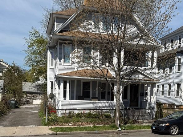 739-743 Brooks Street, Bridgeport CT 06608