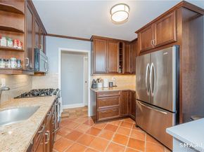 50 Glenbrook Road 6E, Stamford CT 06902