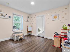 11 Barmore Drive W, Stamford CT 06905
