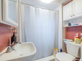 192 Knickerbocker Avenue, Stamford CT 06907