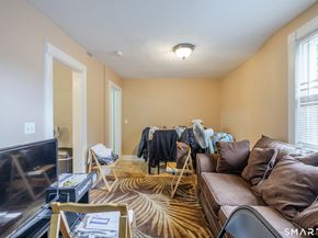 192 Knickerbocker Avenue, Stamford CT 06907