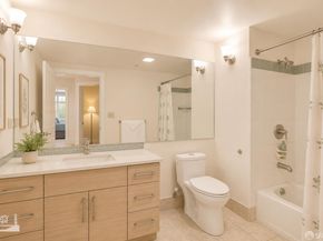2407 telegraph Avenue 504, Oakland CA 94612
