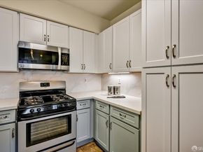 2407 telegraph Avenue 504, Oakland CA 94612