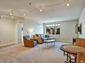 2407 telegraph Avenue 504, Oakland CA 94612