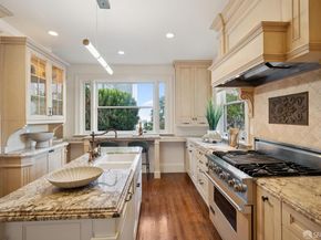 2632 Laguna Street, San Francisco CA 94123