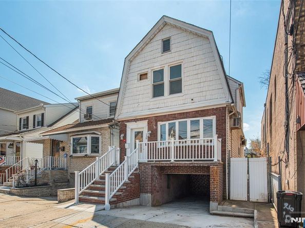 136 56th Street, Bayonne NJ 07002
