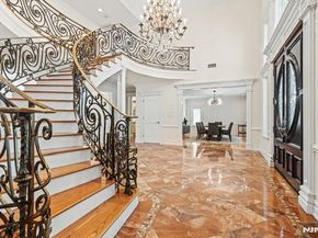 512 Winterburn Grove, Cliffside Park NJ 07010
