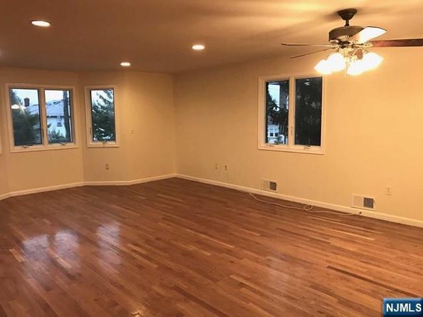 441 Hillcrest Place, Palisades Park NJ 07650
