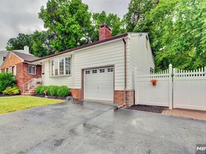 76 Central Lane, Secaucus NJ 07094