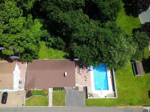 76 Central Lane, Secaucus NJ 07094
