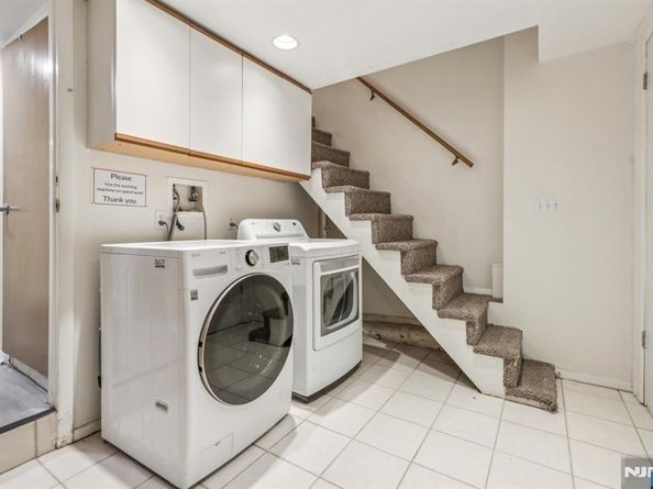 7722 Broadway, North Bergen NJ 07047