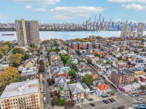 7722 Broadway, North Bergen NJ 07047