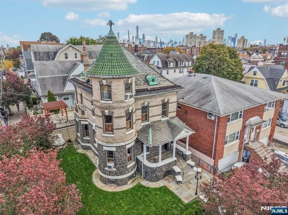 7722 Broadway, North Bergen NJ 07047