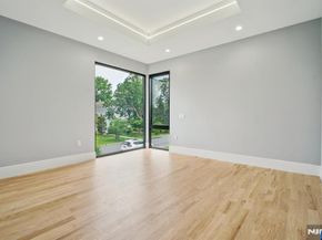 2 Connor Drive, Englewood Cliffs NJ 07632