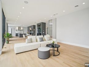 2 Connor Drive, Englewood Cliffs NJ 07632