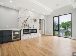 2 Connor Drive, Englewood Cliffs NJ 07632