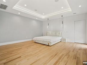 2 Connor Drive, Englewood Cliffs NJ 07632