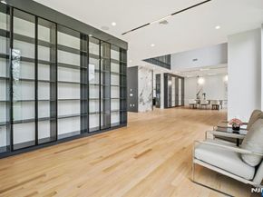2 Connor Drive, Englewood Cliffs NJ 07632