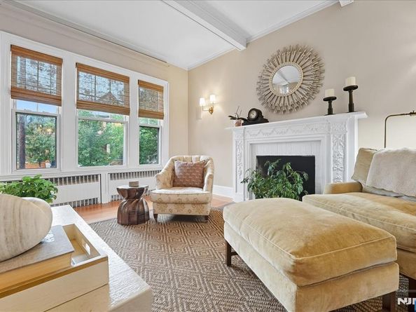 56-58 Bonn Place, Weehawken NJ 07086