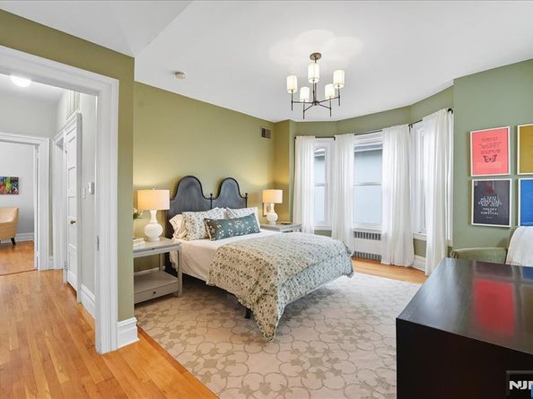 56-58 Bonn Place, Weehawken NJ 07086