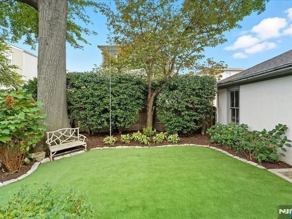 56-58 Bonn Place, Weehawken NJ 07086