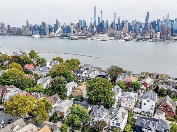 56-58 Bonn Place, Weehawken NJ 07086