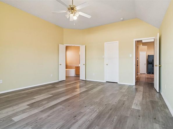 1071  Streamside Drive , Cedar Hill Texas 75104