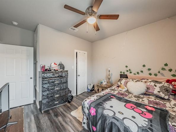 1908  Amanda Avenue , Fort Worth Texas 76105