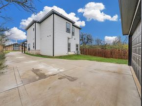 1908  Amanda Avenue , Fort Worth Texas 76105