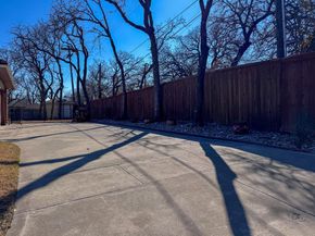 1302  Woodridge Circle , Euless Texas 76040