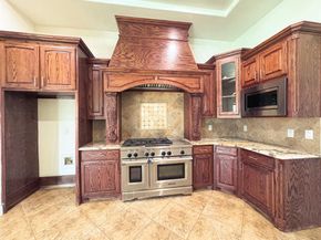 1302  Woodridge Circle , Euless Texas 76040