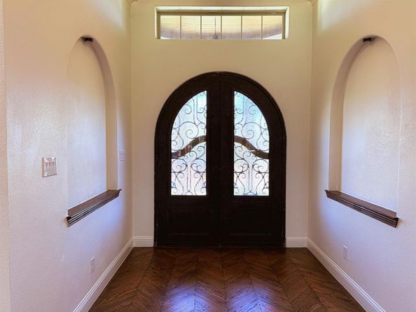 1302  Woodridge Circle , Euless Texas 76040