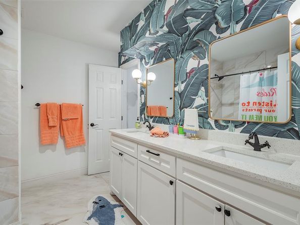 10023  Windledge Drive , Dallas Texas 75238