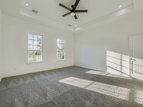 530 N M L King Jr Boulevard , Grand Prairie Texas 75050