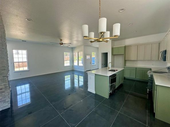 530 N M L King Jr Boulevard , Grand Prairie Texas 75050
