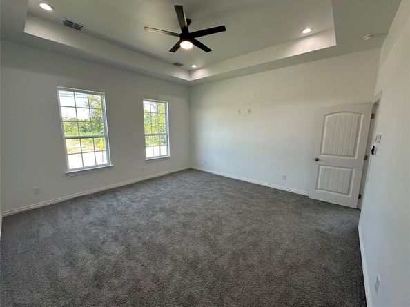 530 N M L King Jr Boulevard , Grand Prairie Texas 75050
