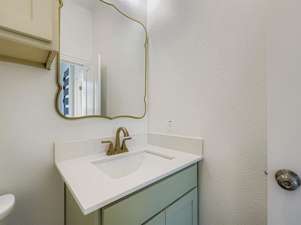 530 N M L King Jr Boulevard , Grand Prairie Texas 75050