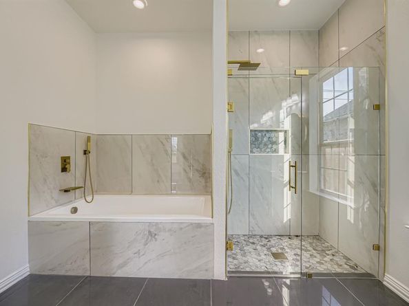 530 N M L King Jr Boulevard , Grand Prairie Texas 75050