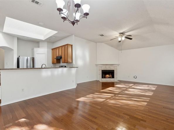 4507  Stones River Road , Grand Prairie Texas 75052