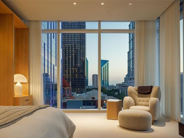 1747  Leonard Street  403, Dallas Texas 75201