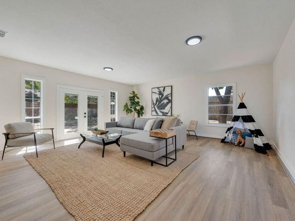 706 S Waterview Drive , Richardson Texas 75080