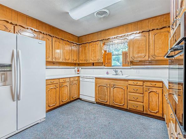 709  Blue Lake Drive , Fort Worth Texas 76103