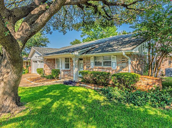 709  Blue Lake Drive , Fort Worth Texas 76103