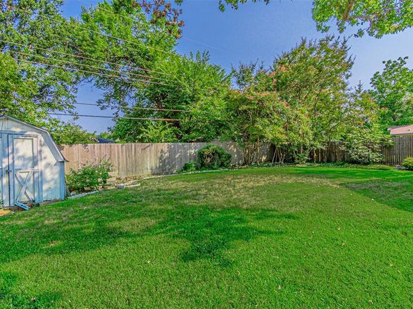 709  Blue Lake Drive , Fort Worth Texas 76103