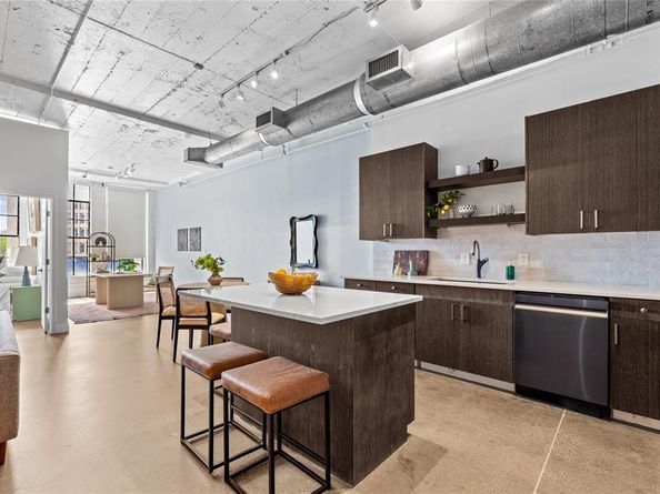 1122  Jackson Street  203, Dallas Texas 75202