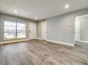 3124  Hillglenn  , Dallas Texas 75228